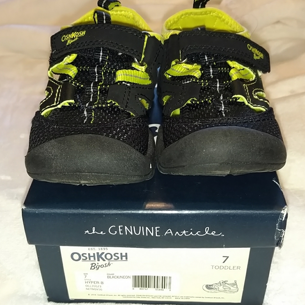 OshKosh Toddler Sandals